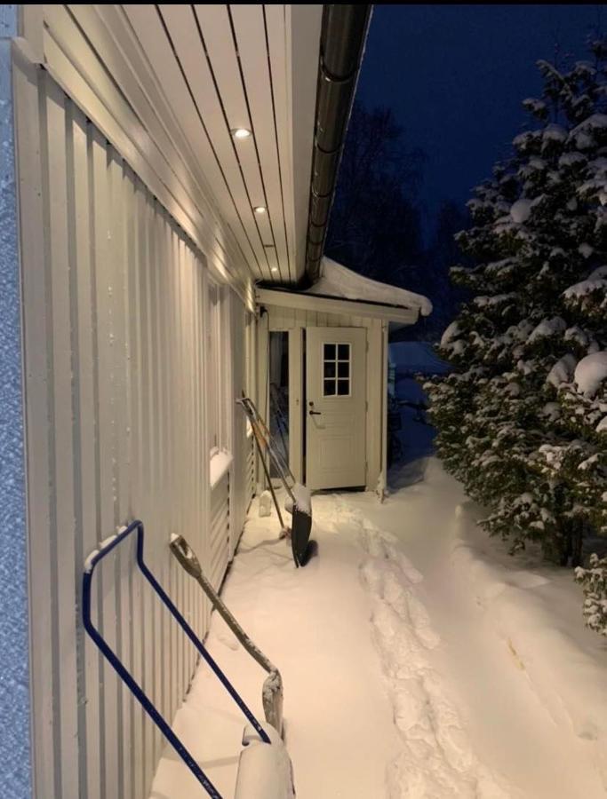 Own Private Room In A Big House! Lulea Exterior photo